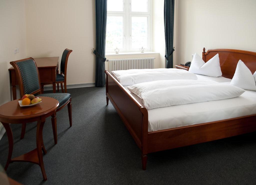 Schlosshotel Hirschhorn Zimmer foto